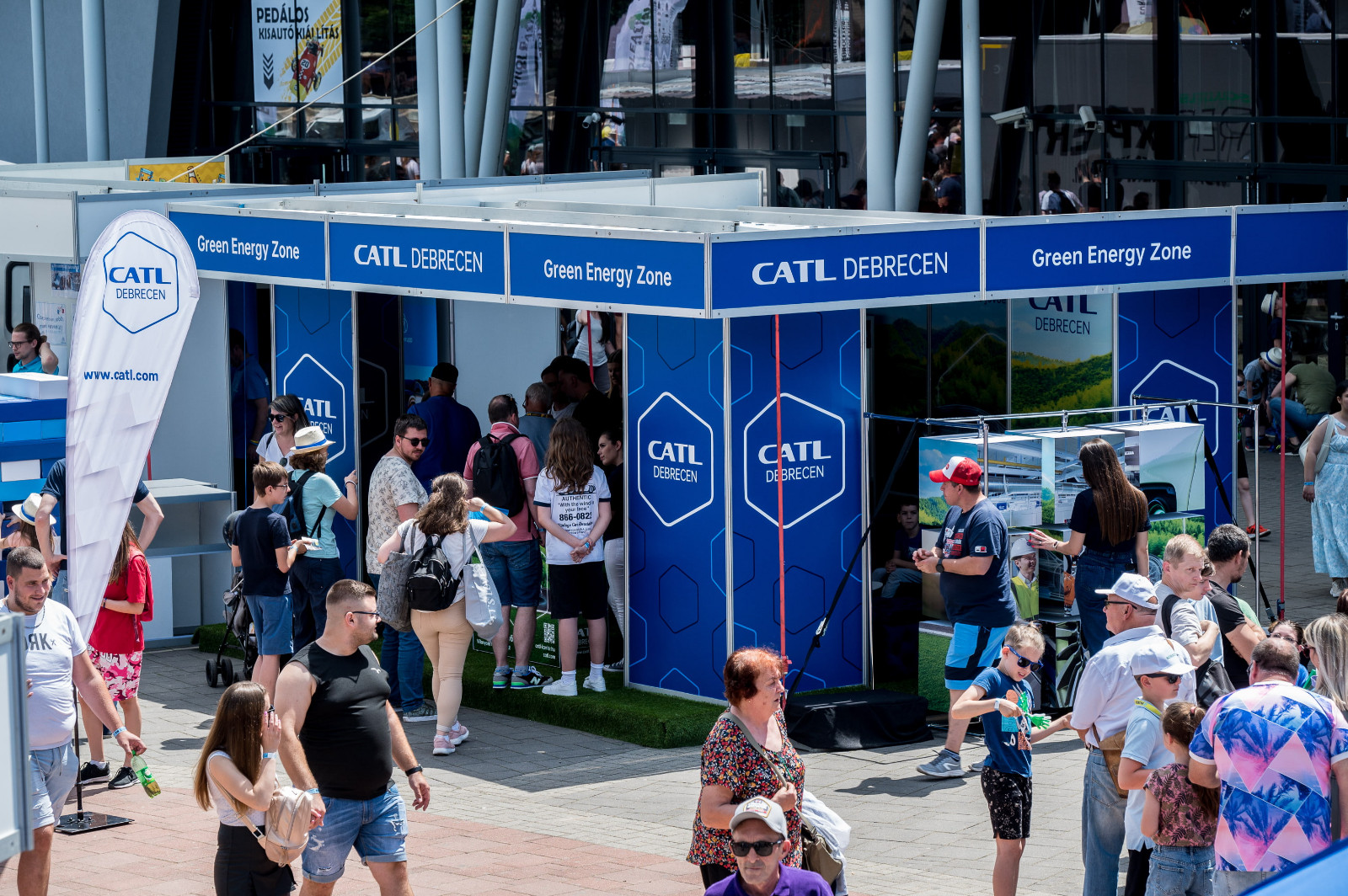 CATL Debrecen Drive_Z�ldenergia-sziget_1.jpg